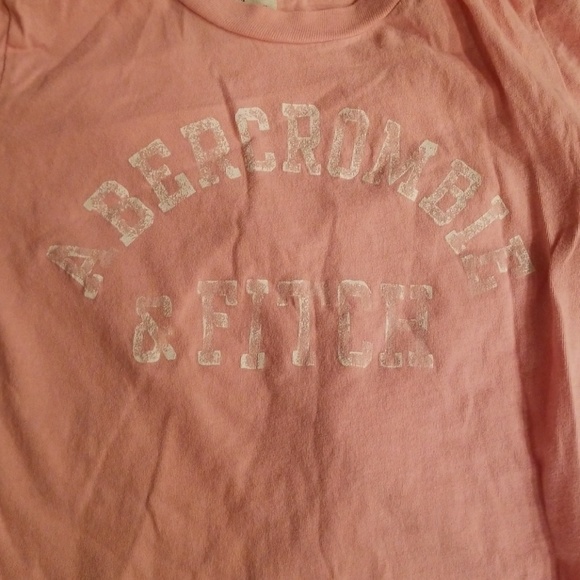 Abercrombie and Fitch TShirt - Picture 2 of 4